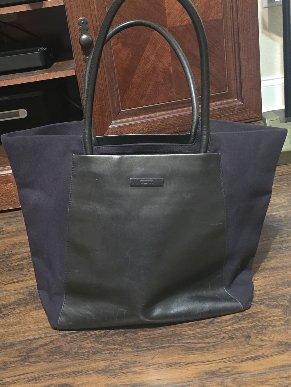 TUMI Black Leather & Nylon Large Tote Shoulder Bag Work Travel Laptop Bag - Picture 14 of 16